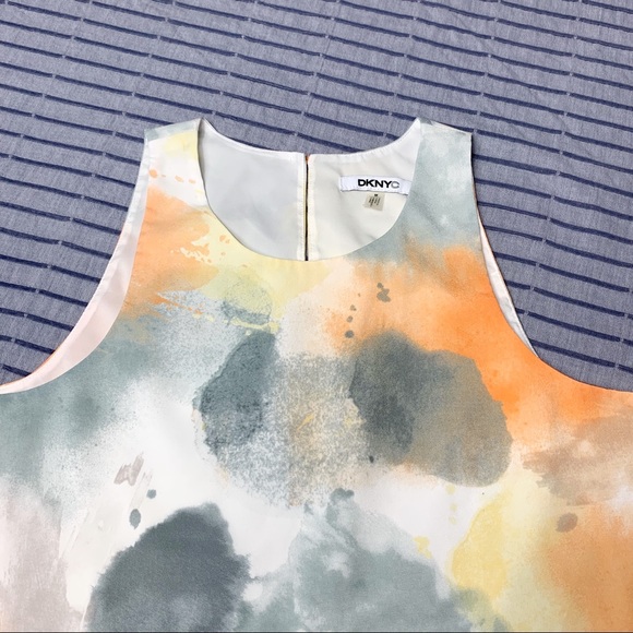 DKNY WATERCOLOR ASYMMETRICAL RUFFLE TOP - Picture 2 of 7